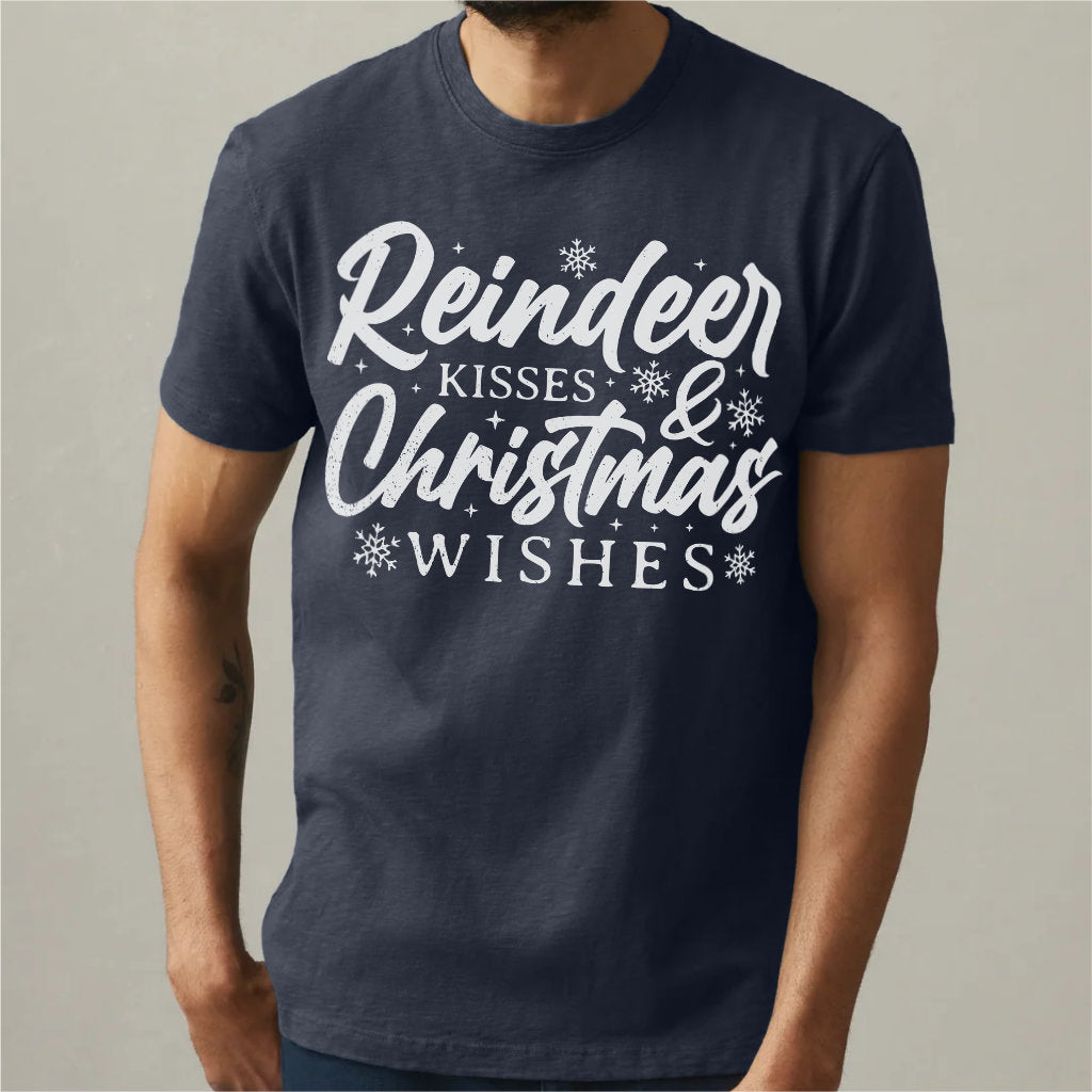 Reindeer Kisses And Christmas Wishes | Unisex T-Shirt