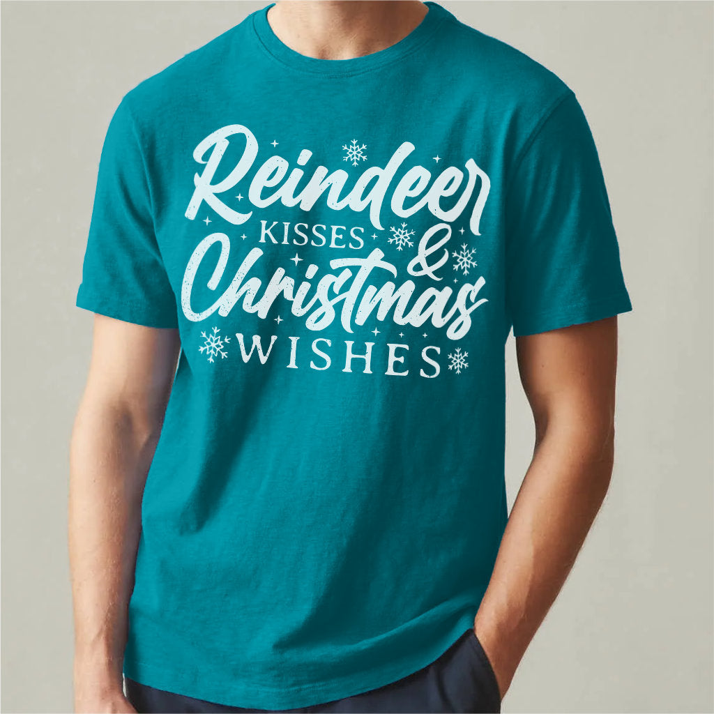 Reindeer Kisses And Christmas Wishes | Unisex T-Shirt